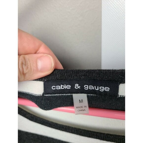 CABLE & Gauge White Gray Striped Knit Top Size M - Picture 7 of 8